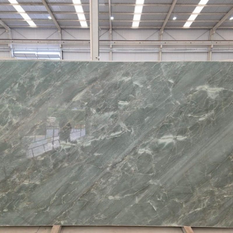 EMERALD GREEN