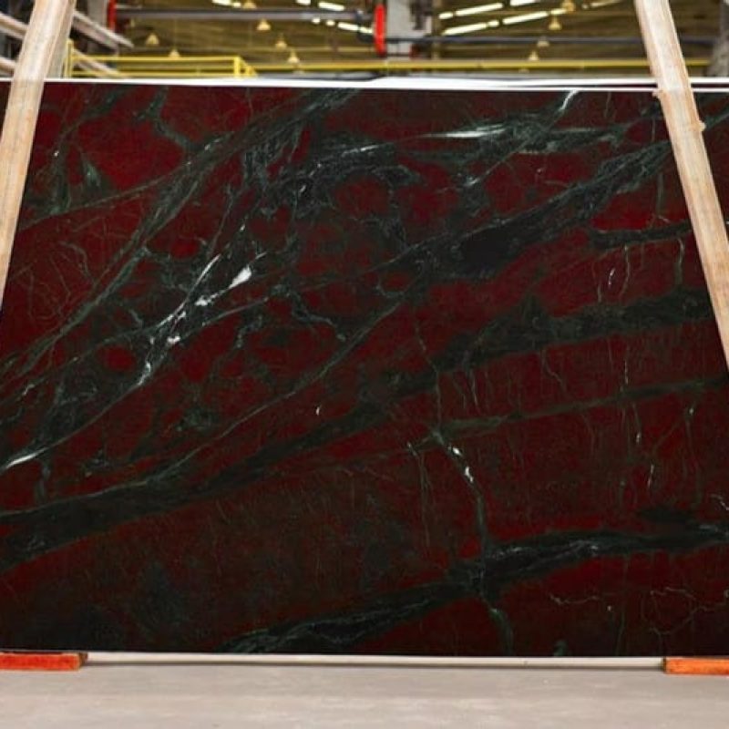 MOULIN ROUGE QUARTZITE